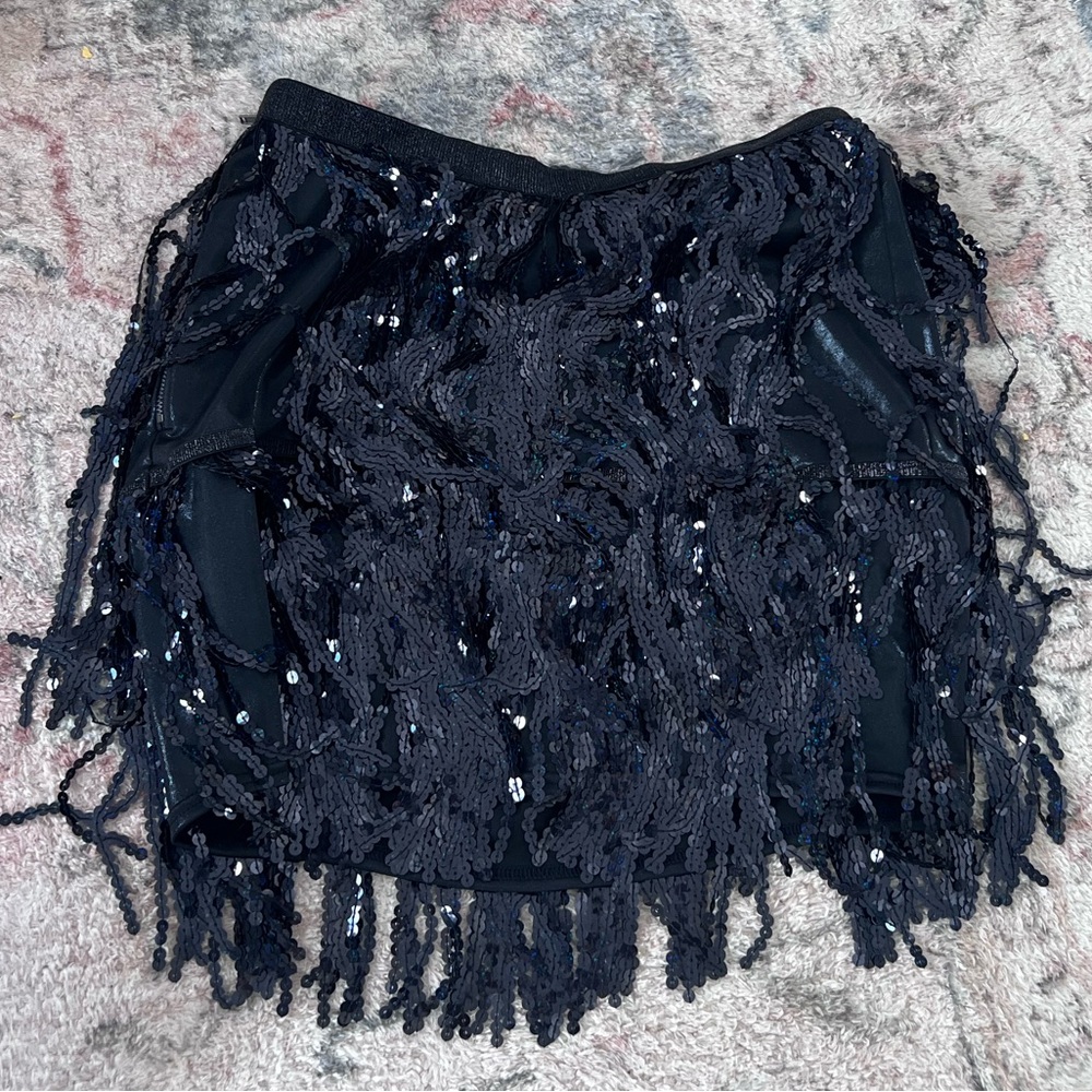🪩 Glitter Fringe Skirt 🪩